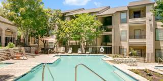 Sunrise Bluffs Apartment Homes Gallery 7