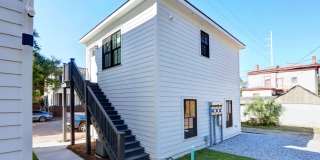 Downtown Carriage Home! Gallery 1