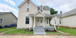 NOW SHOWING: 6 Bedroom/2 Bath Home located at 525 S West St. Shelbyville, IN Gallery 1