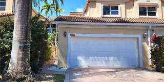 21028 NE 34th Ct Gallery 1