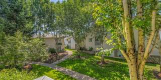 Discover Your Corvallis Escape: Near the River, Trails, and Parks Gallery 28