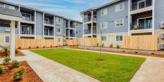 Queen Court Apartments Gallery 43