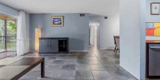 3083 N Oakland Forest Dr Gallery 3