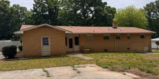 2 BED, 2 BATH BRICK HOME LOCATED IN ASHEBORO! Gallery 27