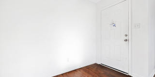 Adorable 3 Bedroom Ranch In Durham Gallery 7