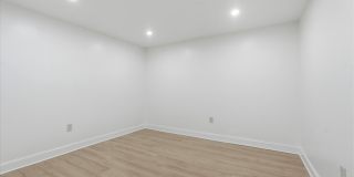 1006 PINE Street Gallery 11