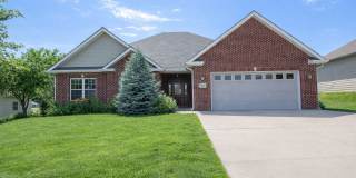 Supreme Residence For A Modern Lifestyle In This 3 Bedroom Home Gallery 1