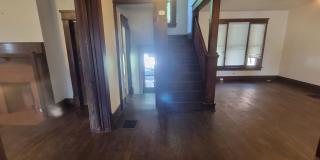 5 Bedroom House - Walking distance from Central Campus Gallery 22