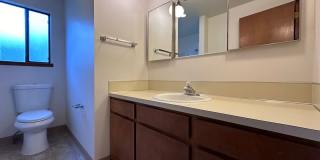 Charming 2 Bedroom Duplex with Spacious Yard in Gresham! Gallery 7