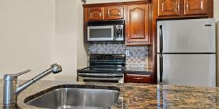 25 Rockledge Avenue Gallery 8