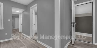 1725 Hollins St Gallery 4