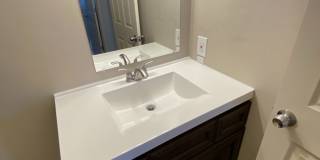 2 Bedroom Ground Level Apartment in Columbia Gallery 11
