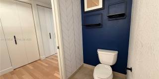 150 E Robinson St Gallery 3