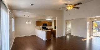 3290 North Vista Avenue Gallery 7