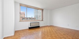250 South End Avenue Gallery 2