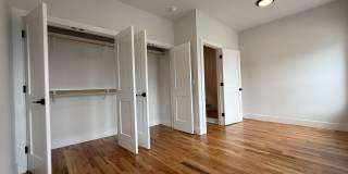 160 Main St Gallery 26