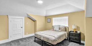 FULLY FURNISHED HISTORIC CHARMER BETWEEN UNR & DOWNTOWN – UTILITIES INCLUDED, MODERN UPGRADES, PRIME LOCATION Gallery 23