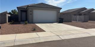3306 E Farm Crest Avenue Gallery 1