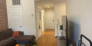 Stunning 2 bed , Free Month/No fee Exposed brick, Central AAC, Porch Super Sunny Awesome layout!  12.1 ot 10.1.2026 Gallery 7