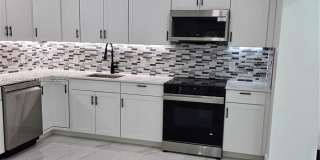 987 NE 145 Gallery 28