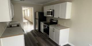 551 North Lee Avenue Gallery 1