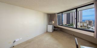 1700 Ala Moana Boulevard Gallery 2
