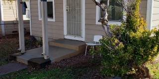 Updated One Bedroom Cottage With Private Yard Updated One Bedroom Cottage With Private Yard Gallery 1