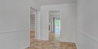 411 W Taylor Street Gallery 7