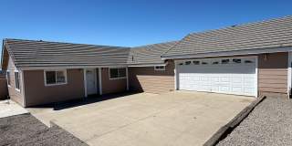 4 Bedroom, 3 Bathroom Nipomo Home Gallery 1