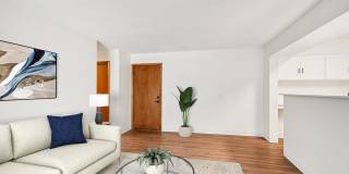 Wayzata Woods Gallery 4