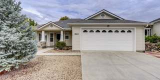 Beautiful 2 bedroom, 2 bathroom home in Victorian Estates 55+ Community Gallery 1