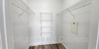 7440 S Blackhawk St Gallery 8