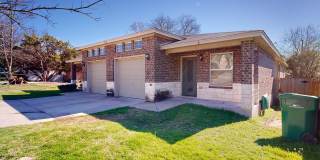 Amazing Duplex in Harker Heights with stained concrete flooring! Gallery 1