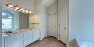 21227 RIO SABINAL Gallery 32