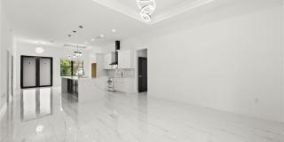 14 Truman Avenue Gallery 23