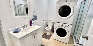 Charming 1 bedroom/1 bathroom backhouse | Prime Lubbock Location Gallery 3