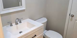 Charming 3 bed, 1.5 bath Gallery 8