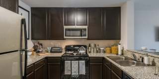 Student Housing - Latitude Gallery 19