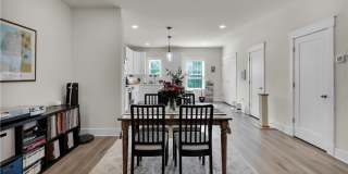 221 Craig Avenue Gallery 9