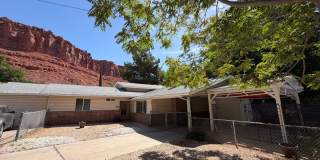 SPACIOUS PROPERTY AVAILABLE FOR RENT Gallery 1