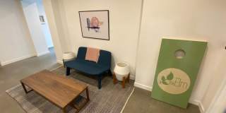 104 Howe Gallery 140