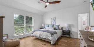 Luxury Lease on 1+ Acre with Saltwater Pool & Workshop in Ponder ISD! Gallery 22