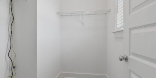 Stylish Home with Luxury Finishes Stylish Home with Luxury Finishes Gallery 20