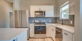 203 S L St Gallery 7