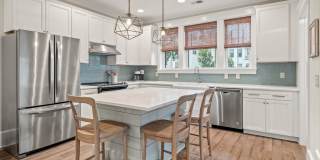 958 Key Colony Court Gallery 7