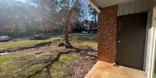 **OFFERING REFUNDABLE APPLICATION FEES** Newly Remodeled 2BD, 1.5BA Raleigh Condo in a Prime Location Near NC State University and Downtown Raleigh Gallery 14