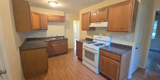 Cozy 3 Bedroom Home for Rent - West Rockford Gallery 1