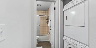 2 Bedroom Condo for Rent in Redding CA | Pool, Spa, Fireplace, Balcony Gallery 28
