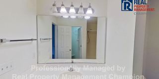 Upper Level Condo in Holton Place w/Community Pool Gallery 13