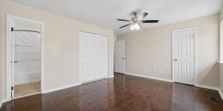102 Tyburn Court Gallery 14